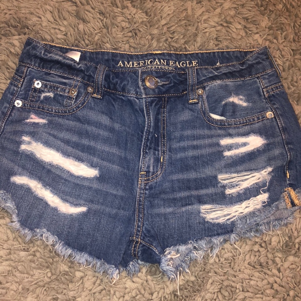 “Tomgirl Shortie” American Eagle Jean Shorts